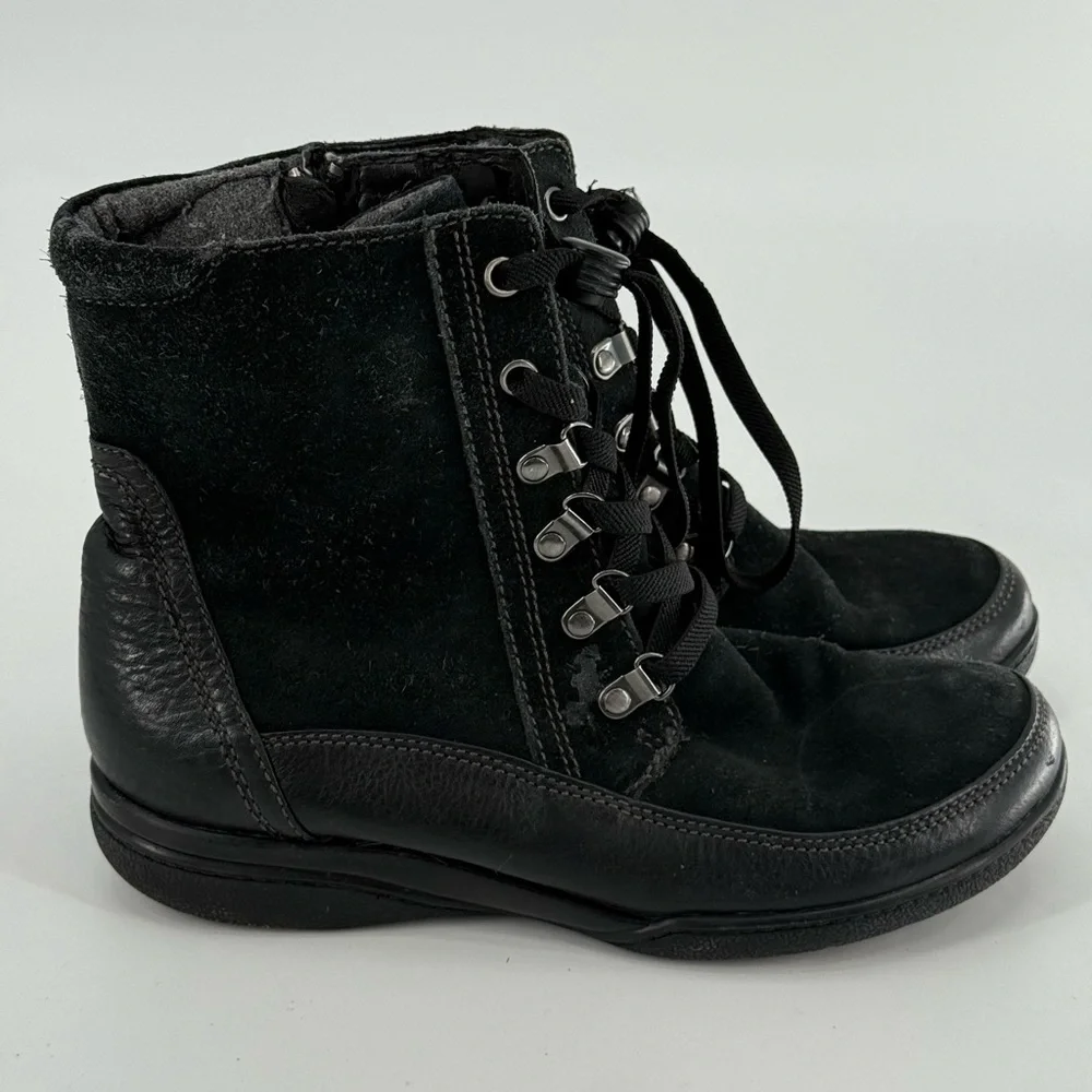 Clarks Black Suede & Leather Boots Wool‎ Lined 8